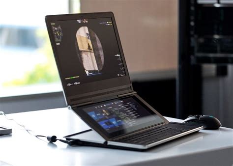 Intel Dual Screen Gaming Laptop Prototype Unveiled At