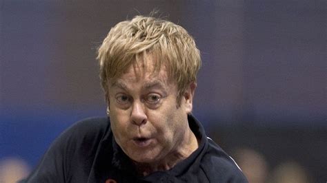 Watch Elton John Lookalike Line Judge Spotted At Wimbledon Lineswoman