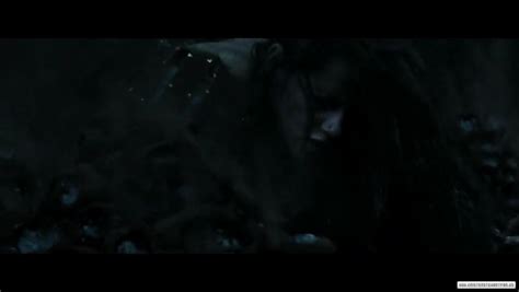 Screen Captures Snow White And The Huntsman First Look Kristen