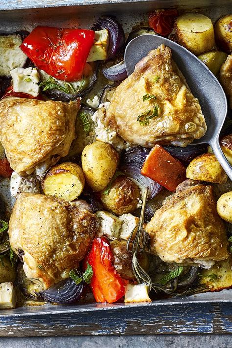 We send you everything you need to cook amazing recipes like this, delivered right to your door. Greek-style chicken traybake | Recipe (With images ...