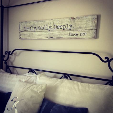 21 Best Wood Signs (Ideas and Decorations) for 2020
