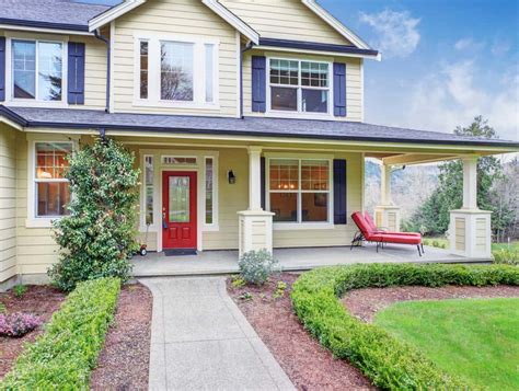Maybe you would like to learn more about one of these? 51 Yellow Exterior House Ideas (Brick, Vinyl, Stucco, Wood ...
