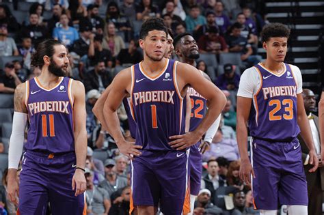 The star that provides light and heat for the earth and around which the earth moves: Em grande dia de Devin Booker, Suns superam os 76ers e ...
