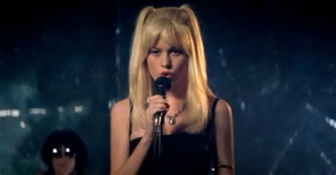 Scott pilgrim vs the world envy adams (brie larson). Envy Adams (Brie Larson) | Style Icons | Pinterest | Style, Hair style and Brie larson