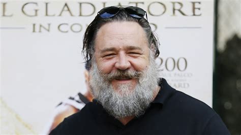 Russell Crowe Pokes Fun At His Enormous Appearance Altering Beard