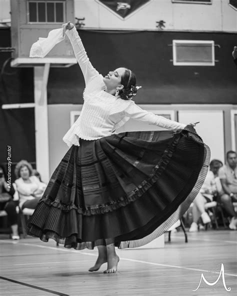 Isabella Gonzales Marinera Norteña In 2022 Fashion Ballet Skirt Skirts