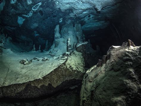 20 Stunning Photos Of Underwater Caves Around The World Business Insider