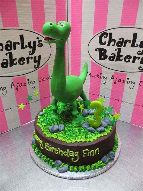 They'd be such a sweet favor to give out at any. The Good Dinosaur themed 3rd birthday cake with 3D Arlo th ...