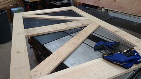 Utilize limited space with sliding closet doors. How To Build Sliding Barn Door - Home Construction Improvement