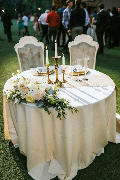 16 Sweetheart Table Ideas That Will Make You Say Aww Junebug