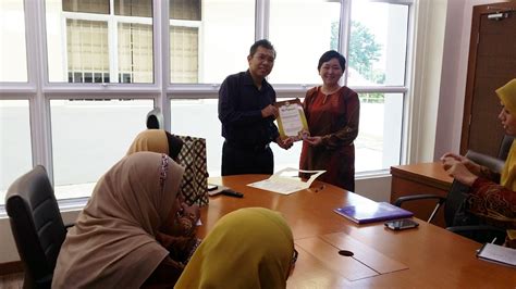 Check spelling or type a new query. JARINGAN KERJASAMA PINTAR ANTARA SEKOLAH BERPRESTASI ...