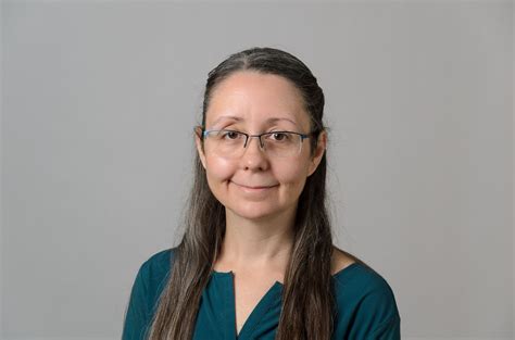 Vivian Castelli | Office of Student Financial Aid Services