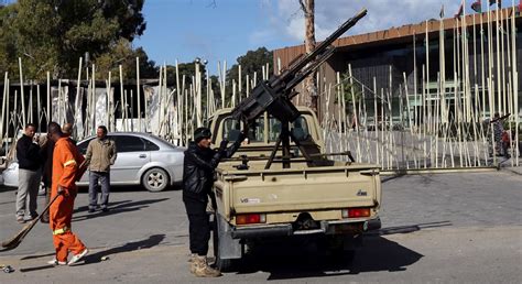 سيارات كيا مستعملة للبيع في السودان. ليبيا: 16 قتيلا وجريحا بانفجار سيارة ملغومة ببنغازي - CNN ...