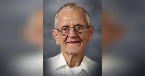 Roger Lee Obituary Barkes Weaver And Glick Funeral Homes And Crematory