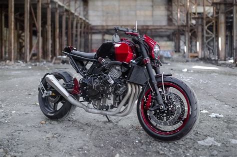 It is a manifestation of style, safety and power. "Elisium" Honda Hornet Cafe Fighter | Cafe racer, Fighter