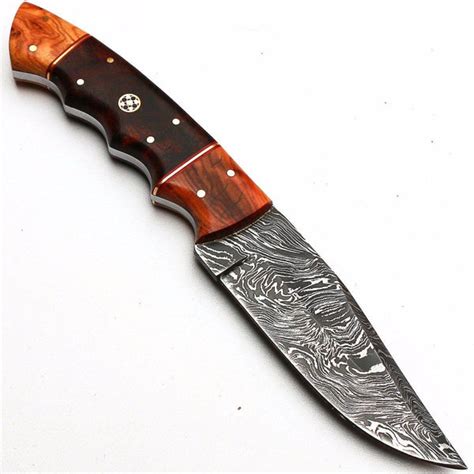 Full Tang Custom Handmade Damascus Steel Hunting Skinning Knife Kbs
