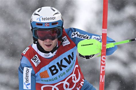 From wikimedia commons, the free media repository. Henrik Kristoffersen vince con brivido lo Slalom di Wengen
