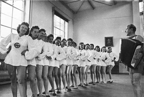 девочки нацистской Германии 33 фото история в фотографиях