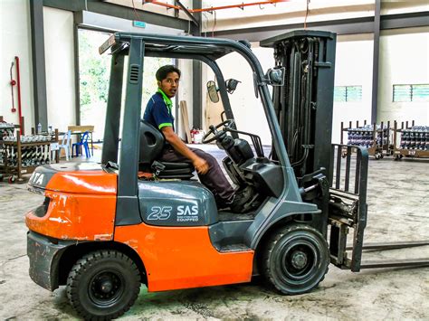 Www.jayinmy.com h/p powered by topgen series sdn. VMG TRANSPORT (M) SDN BHD