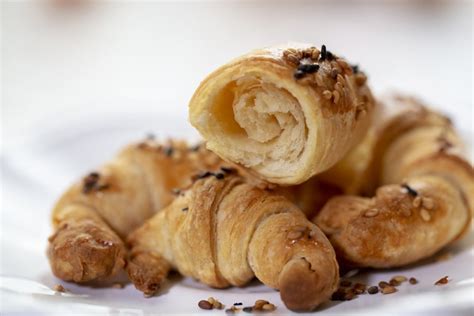 Puff pastry is one of the cornerstones of the french pastry kitchen. How to Score a Puff Pastry | LEAFtv