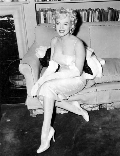Pin By Tina 🐝 Nicholson On Marilyn Monroe Marilyn Monroe Marilyn