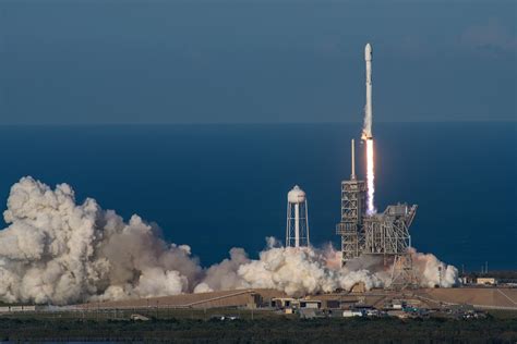 Spacex Successfully Launches Lands Recycled Falcon 9 Rocket Nbc News
