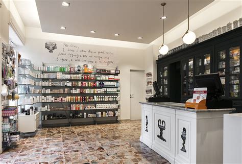 Vintage Small Store Interior Design For Medicine Retail