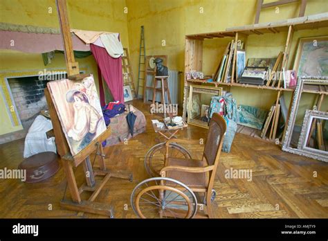 Art Studio Of Auguste Renoir At His Home Les Colettes Musee Renoir