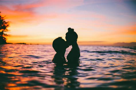 Sunset Silhouette Couple Photography Awesomephotoscouple Sunset Pictures Sunset Couple
