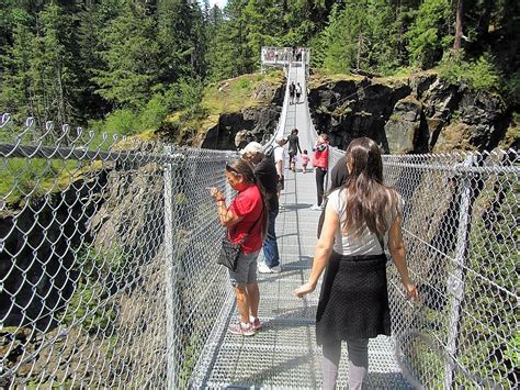 Elk Falls Suspension Bridge 12 Gohikingca