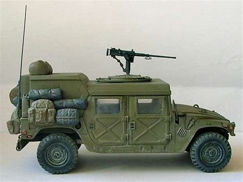 Humvee M998 Desert Patrol Prototyp 135 Italeri M Galerie