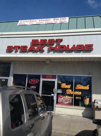 Best Steak House, Saint Paul - 1676 White Bear Ave N - Restaurant