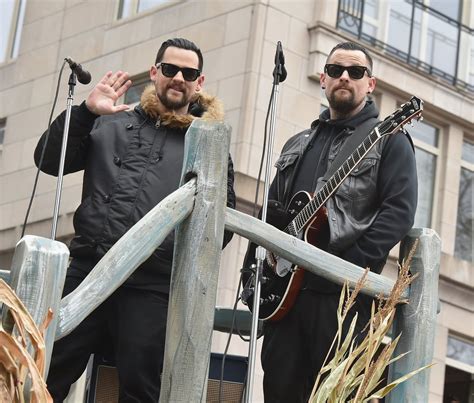 brothers joel and benji madden performed in black macy s thanksgiving parade 2014 pictures