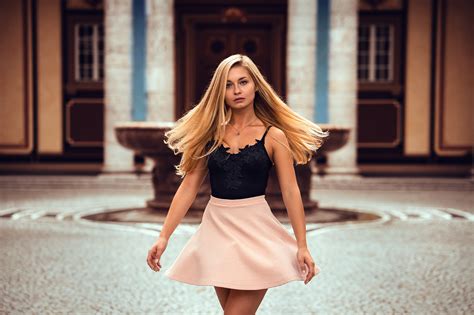 Model Long Hair Depth Of Field Woman Girl Blonde Skirt Wallpaper