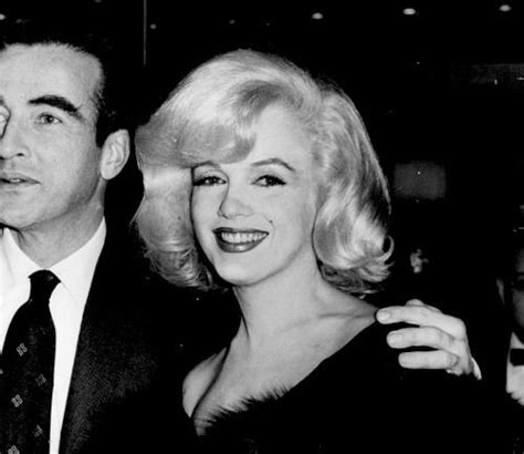 Marilyn And Montgomery Clift Attend The Premiere For The Misfits On