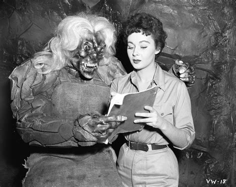 Marla English On The Set Of Voodoo Woman Horror Royalty Pinterest