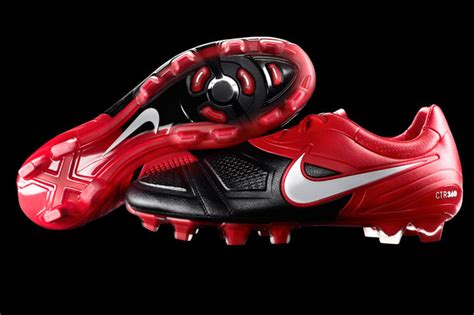 Nike Ctr360 Maestri The Awesomer