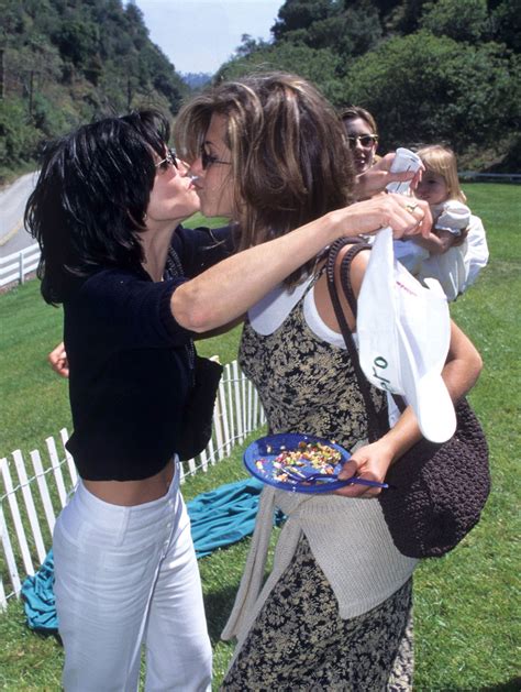 How Courteney Cox S Cuteness Has Evolved Through The Years Jennifer