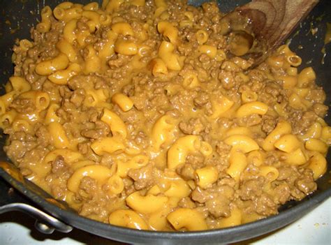 This homemade mac and cheese recipe is so quick, easy and you can make it all. Homemade Cheeseburger Macaroni Hamburger Helper Recipe ...