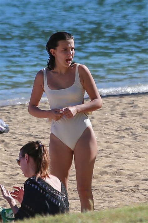 Millie Bobby Brown - Beach in Honolulu 12/02/2018 • CelebMafia