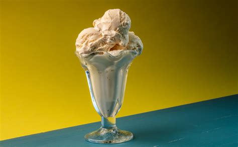 Which Vanilla Ice Cream Is The Cream Of The Crop We Taste Test 12 Top Brands Chicago Tribune