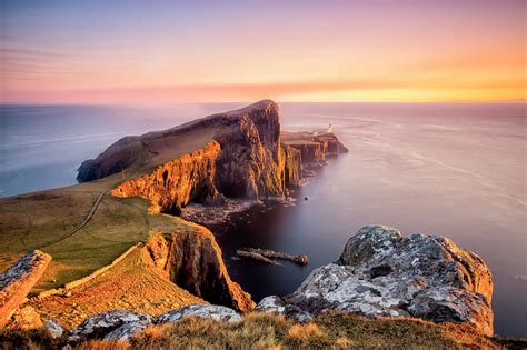 An aerial cableway is used to take supplies to the lighthouse and cottages. Neist Point by Remco Siero / 500px | Scottish landscape ...