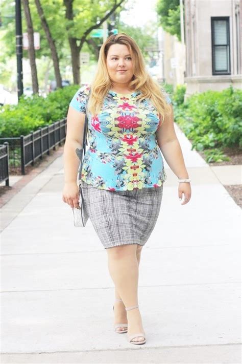 15 Very Important Styling Tips For Curvy Women