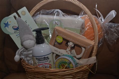 From organic dried fruits and juices, to honey, energy bars and more, each gift is a curated assortment of nutritious snacks and nourishments for a healthier choice. Newborn Baby Organic Gift Basket Under $75 | I Read Labels ...