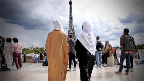 Abaja-Verbot in Frankreich: Frankreichs Bildungssystem hat ganz andere