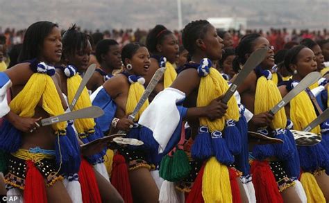 Topless Virgins Parade In Front Of Swazi King To Celebrate Chastity And