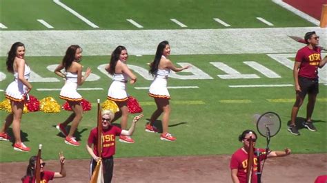 See The Usc Spirit Of Troy The Silks And The Song Girls Perform