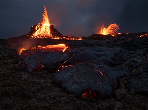 Lava Frenzy Shooting Fagradalsfjall Volcano In Iceland Digital Photography Review