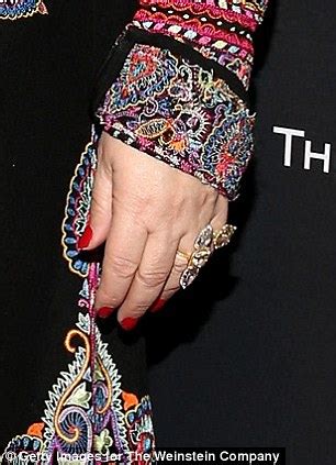 Get cleaner, drier and safer carpets today! $250k ring lost at Golden Globes found when carpet cleaner ...