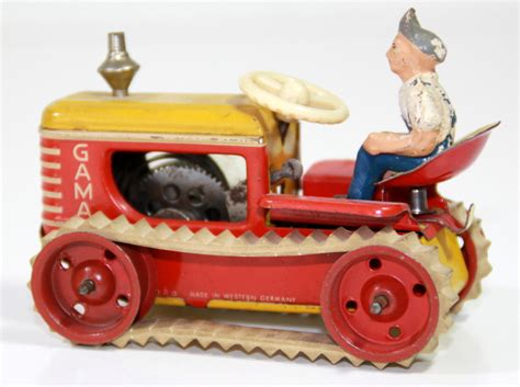 Alles over eetstoornissen deel hier jouw ervaring met een eetstoornis of eetprobleem en stel hierover al je vragen. Gama # 1950's Tractor mét aanhanger